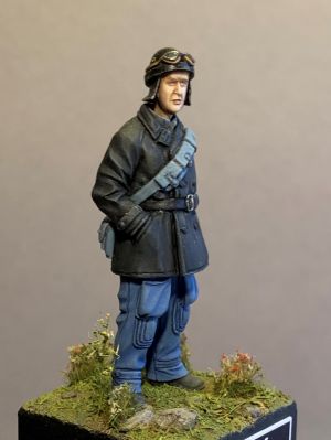 S2KW085 - Italian tank man hands in pockets